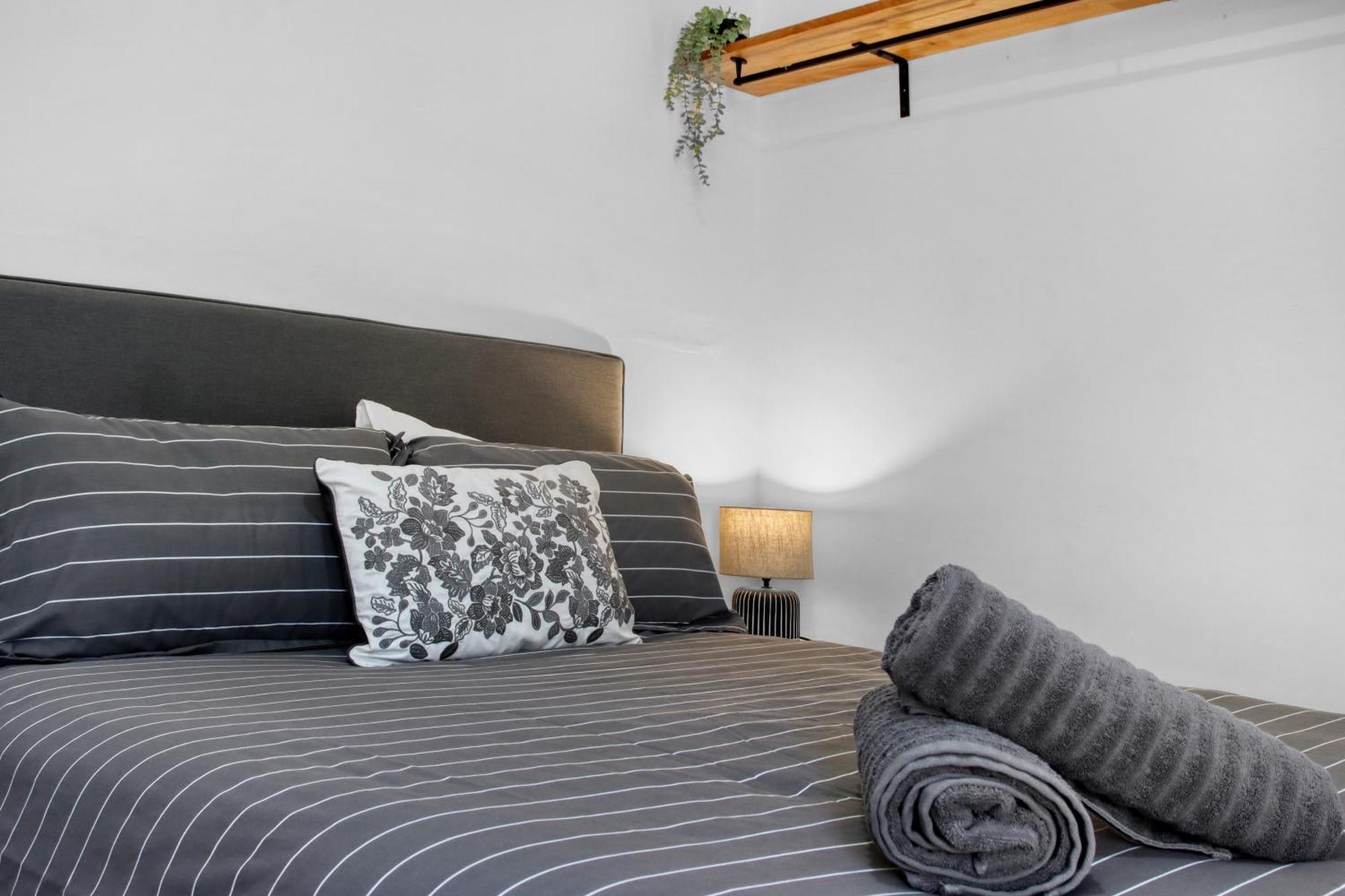 Recharge In Waurn Ponds Hotel Geelong Ngoại thất bức ảnh